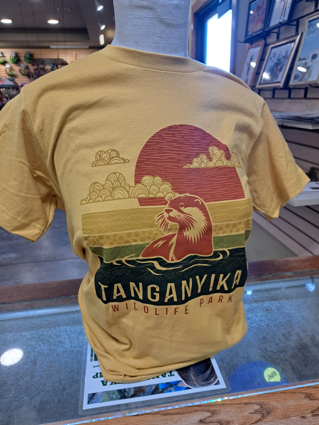 Bestseller: Sunset Otter T-shirt