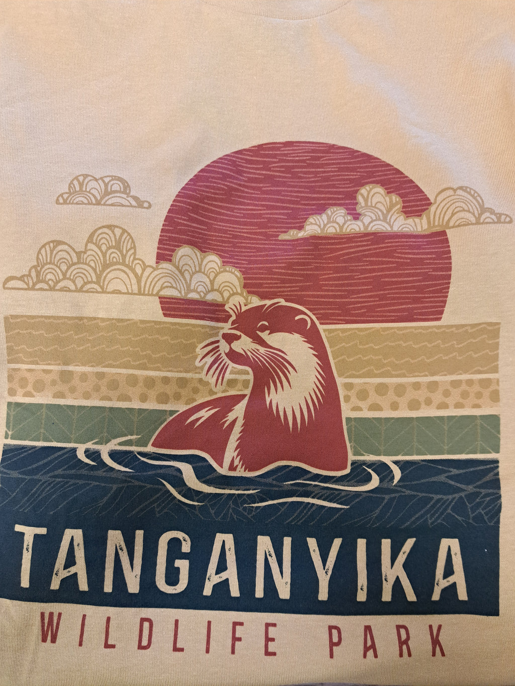 Bestseller: Sunset Otter T-shirt